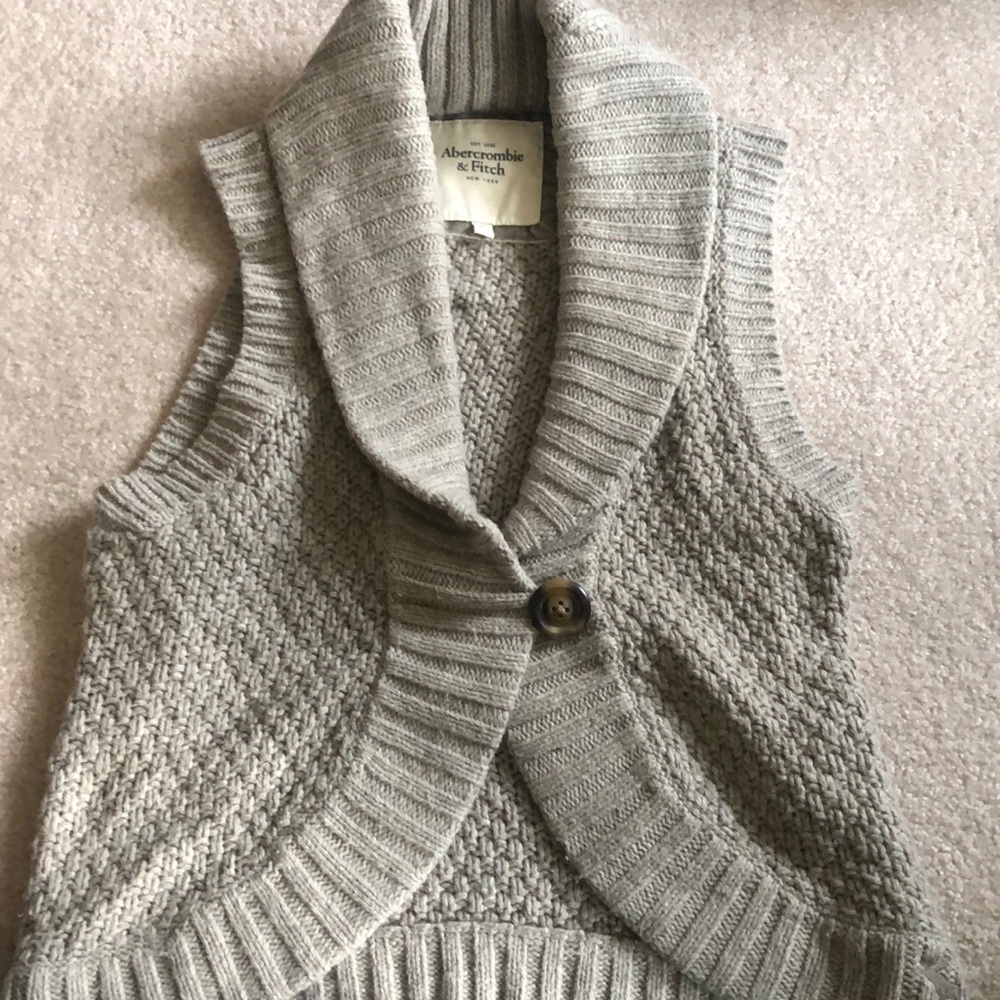 Abercrombie Sweater Vest